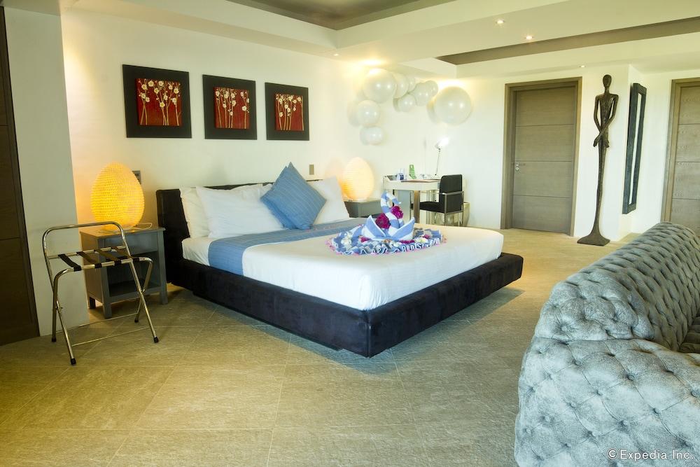 Lingganay Boracay Resort