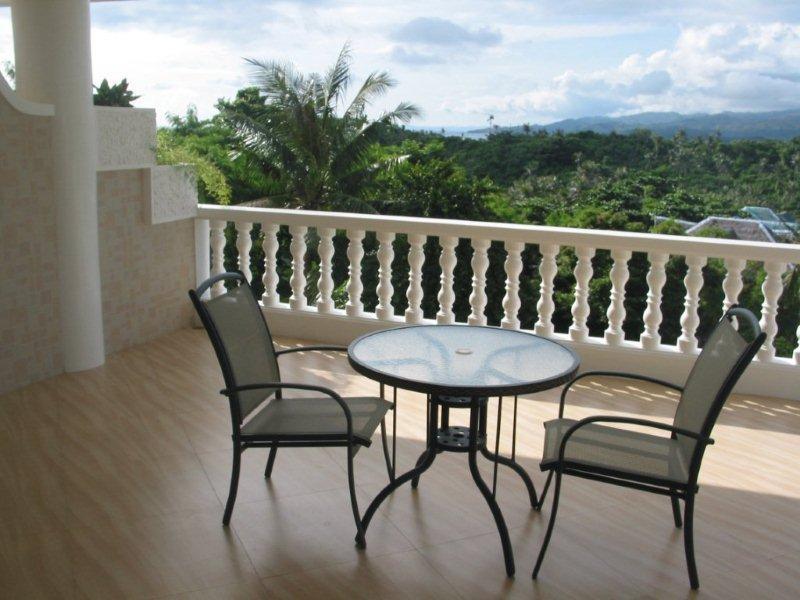 Lingganay Boracay Manoc-Manoc