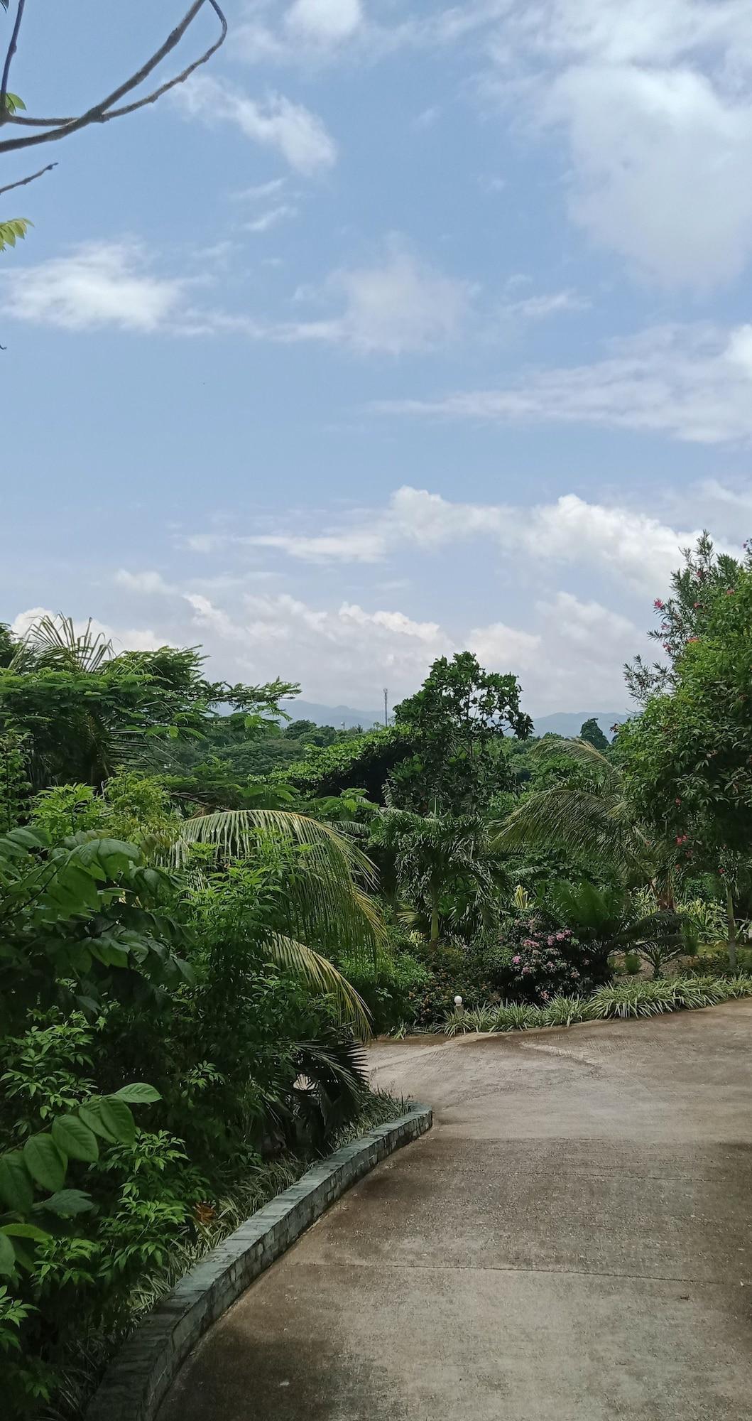Resort Lingganay Boracay 4*