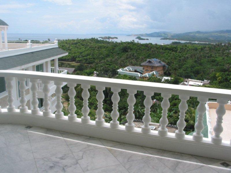 Lingganay Boracay Resort 4*
