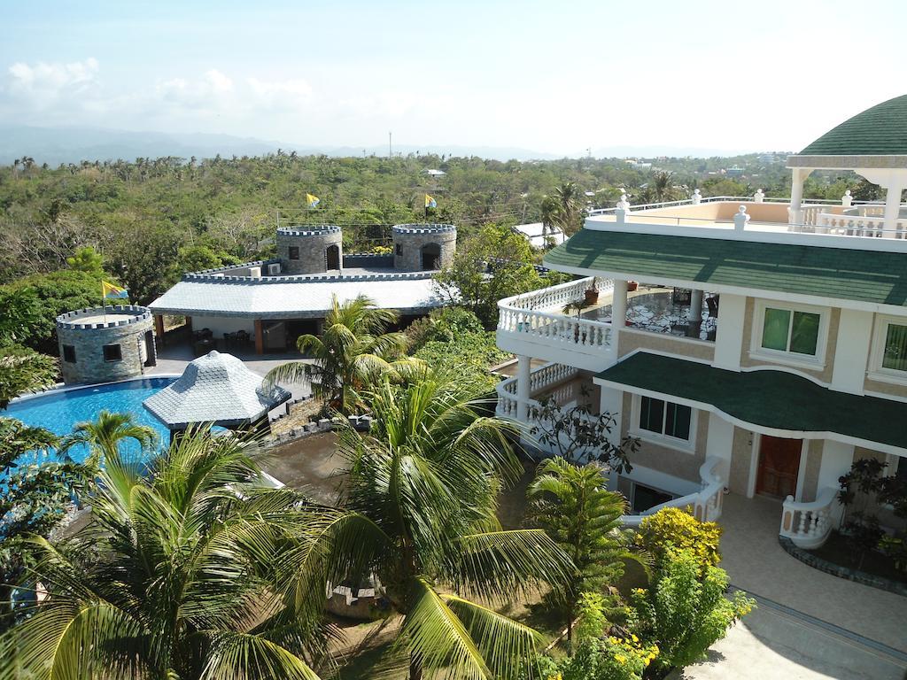 Lingganay Boracay Resort